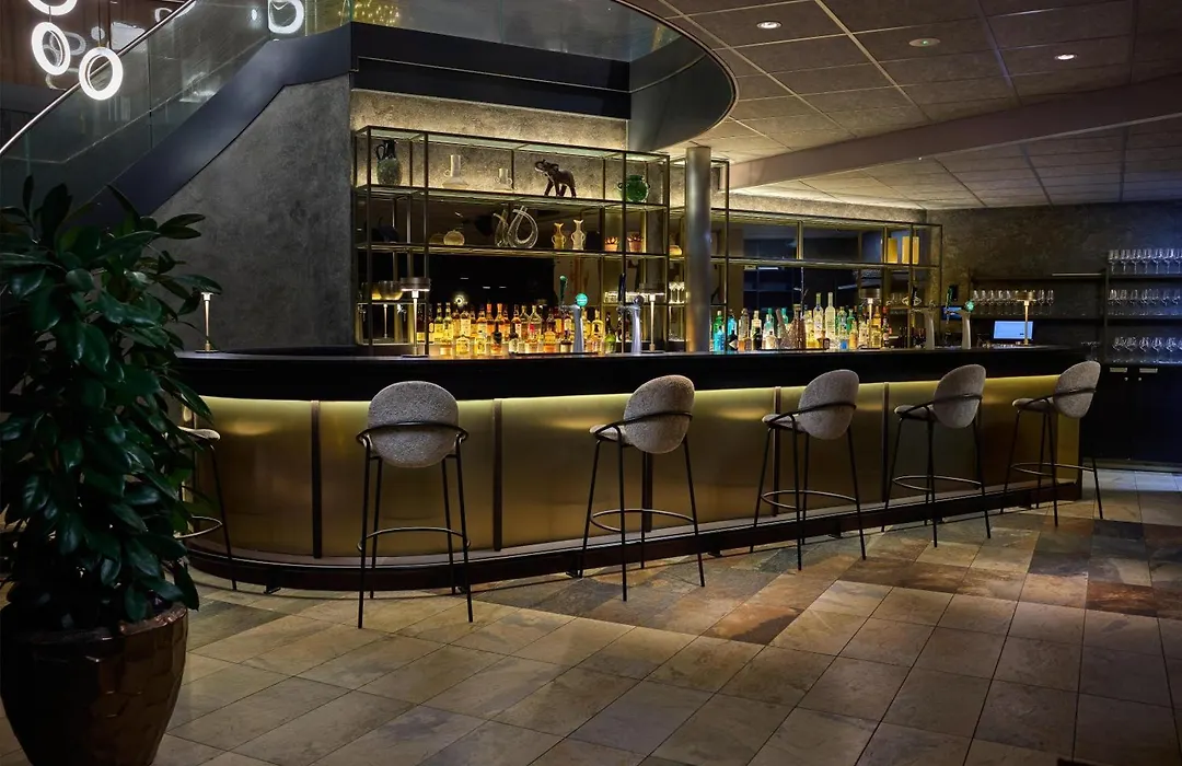 Haven Hotel Rotterdam, Curio Collection By Hilton-1
